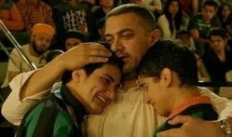 电影摔跤吧爸爸完整版在线观看,燃情竞技，父女情深，励志人生！